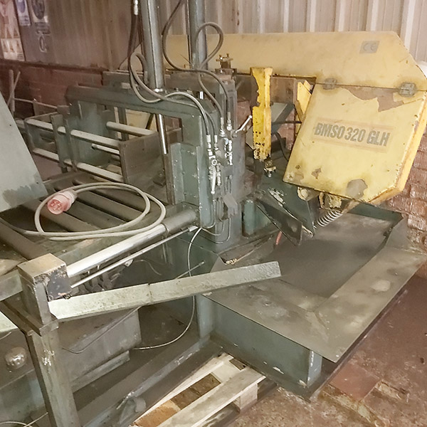 Tronzadora marca MG modelo BMSO 320 GLH