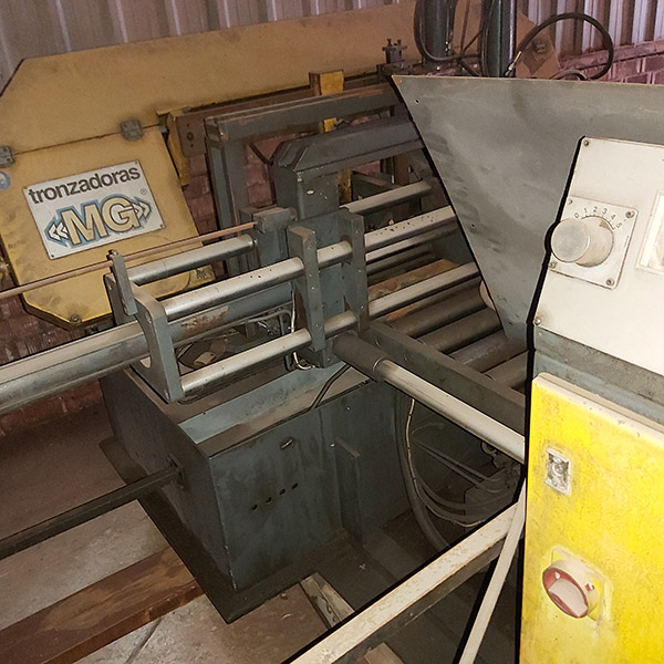 Tronzadora marca MG modelo BMSO 320 GLH